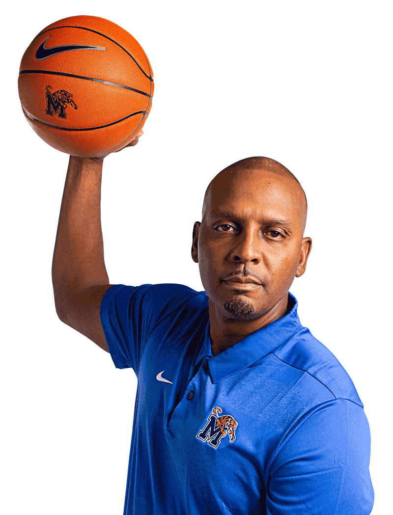 Penny Hardaway holding basketball