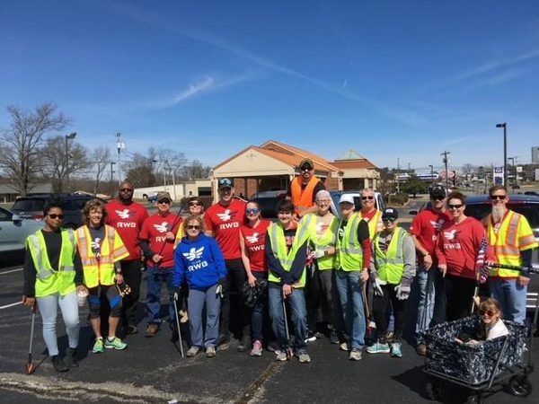 Image of Adopt-A-Highway Groups Help End Littering in Tennessee