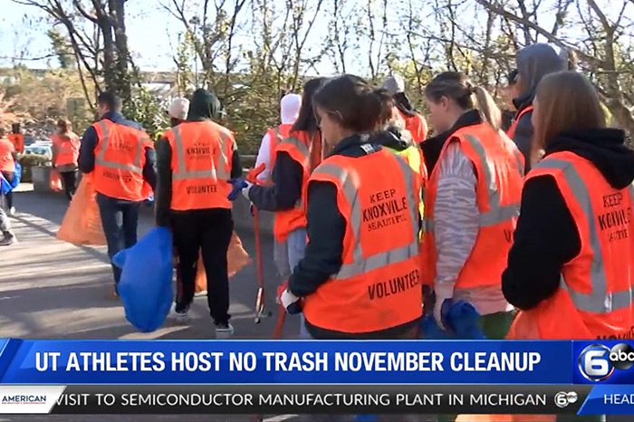 Image of UT Athletes Host No Trash November Cleanup