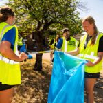 Nobody Trashes Tennessee Volunteers cleaning up litter in their community.